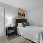 Global Luxury Suites At The White House